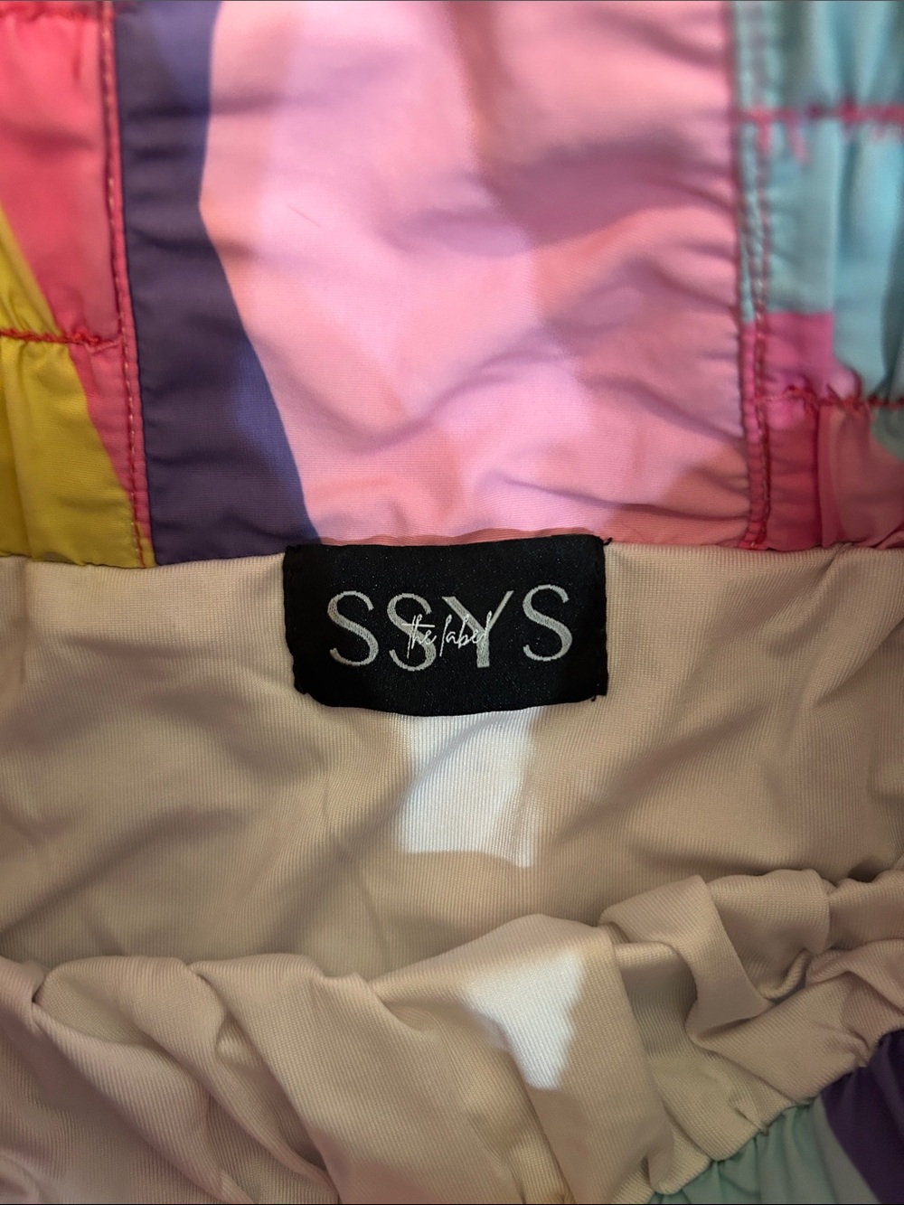 SSYS Women’s Multicolor Elastic-Waist Shorts - Picture 2 of 4
